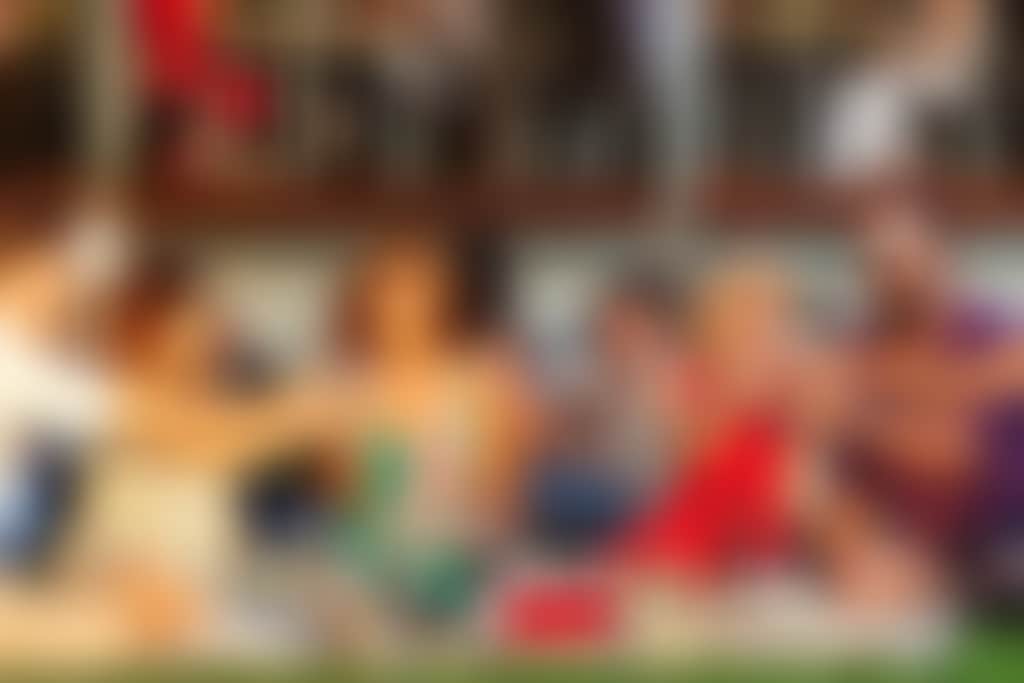 Upper Reach concert goers d