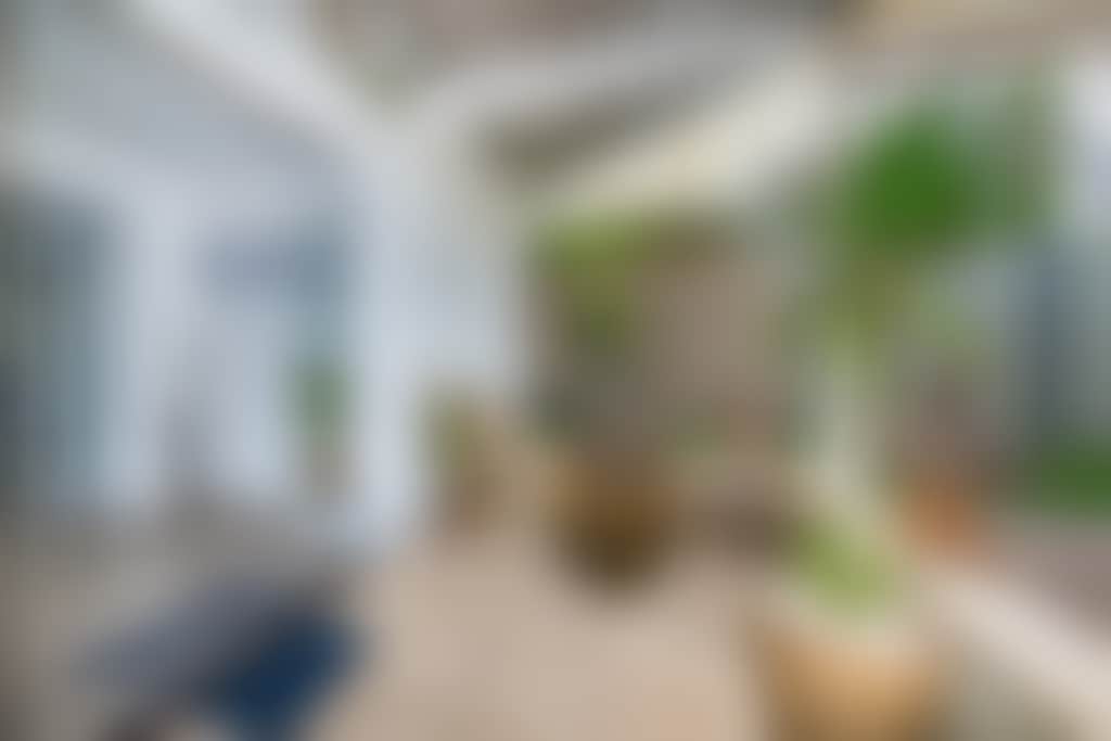 Willow Cottage courtyard