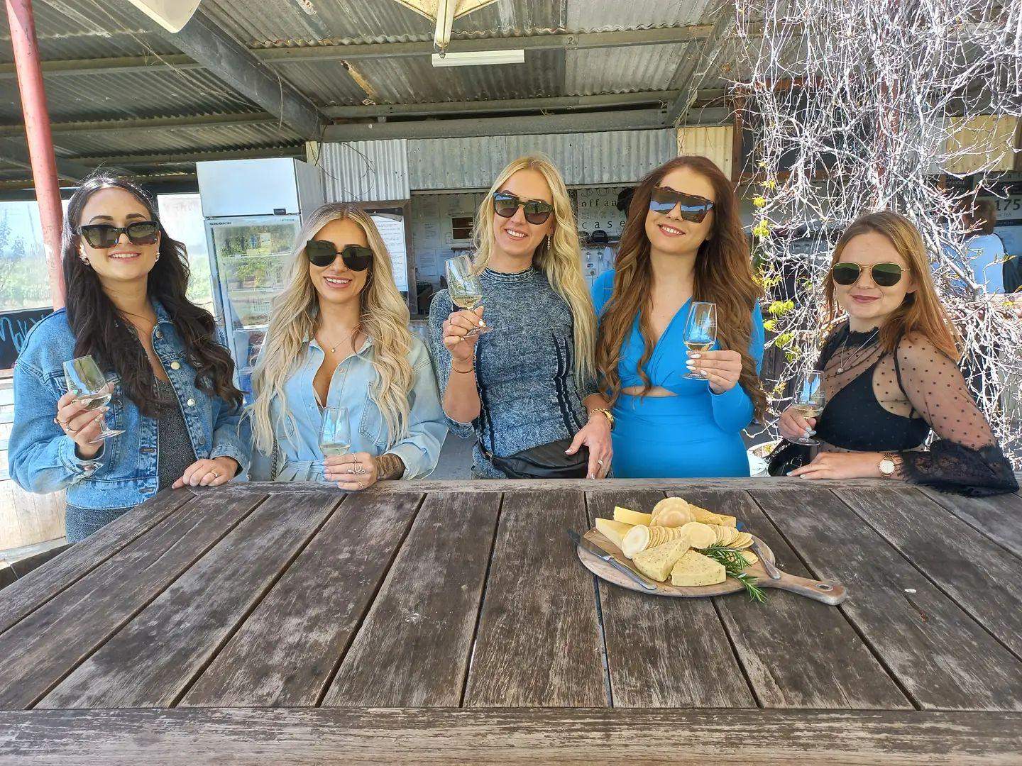 Black Swan Tours Charter Swan Valley